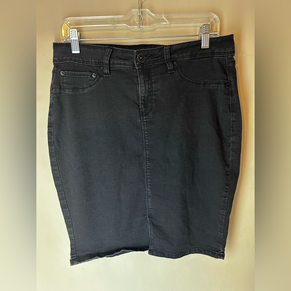 Royalty For Me Black Pencil Skirt